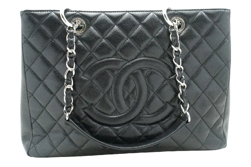 Shoulder bags with quilted leather for luxury -Chanel Grand Shopping  Leather Shoulder Bag (Pre-Owned)