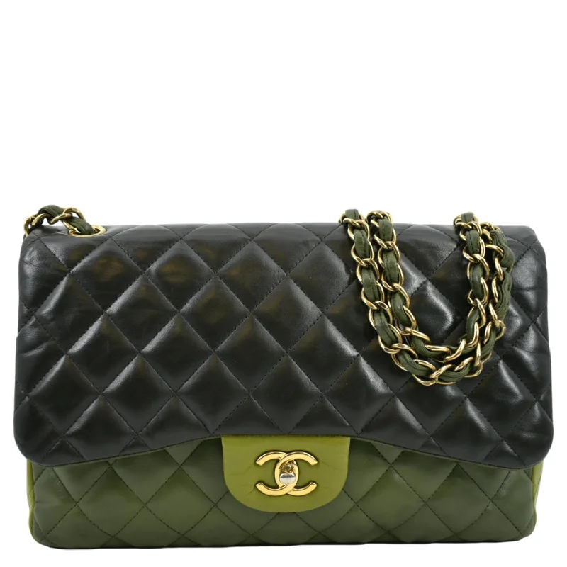 CHANEL Classic Jumbo Double Flap Quilted Leather Shoulder Bag Black