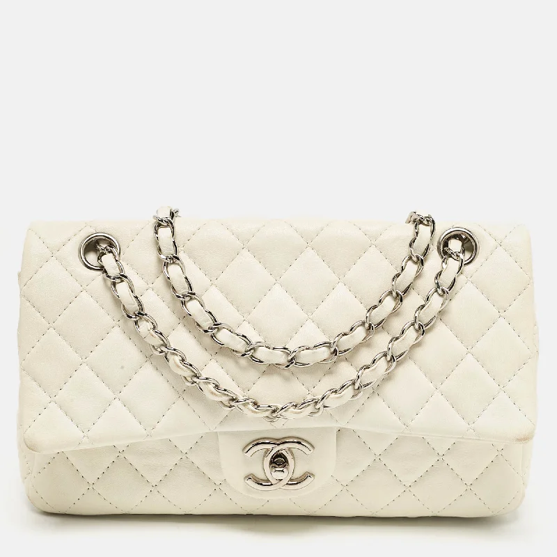 Shoulder bags with retro logos for charm -Chanel White Quilted Leather Medium Classic Double Flap Bag