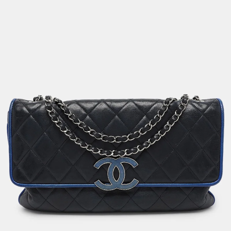 Shoulder bags with neutral leather for elegance -Chanel Navy Blue Quilted Leather Divine Flap Bag