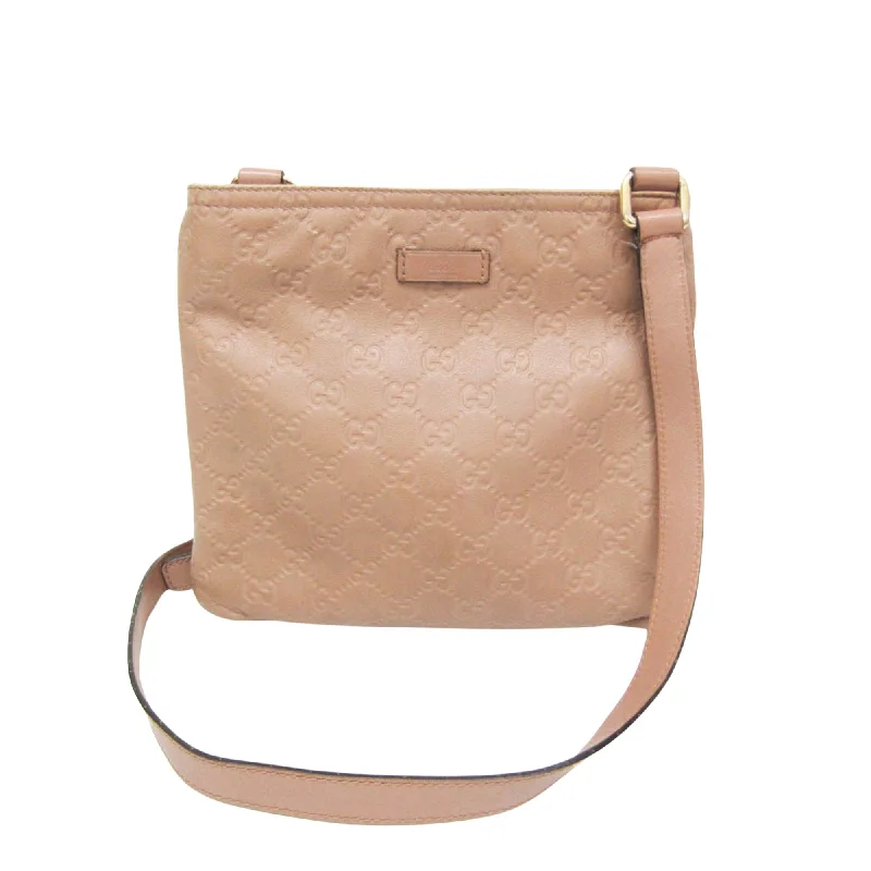 Insulated shoulder bags for keeping items cool -Gucci Guccissima  Leather Shoulder Bag (Pre-Owned)