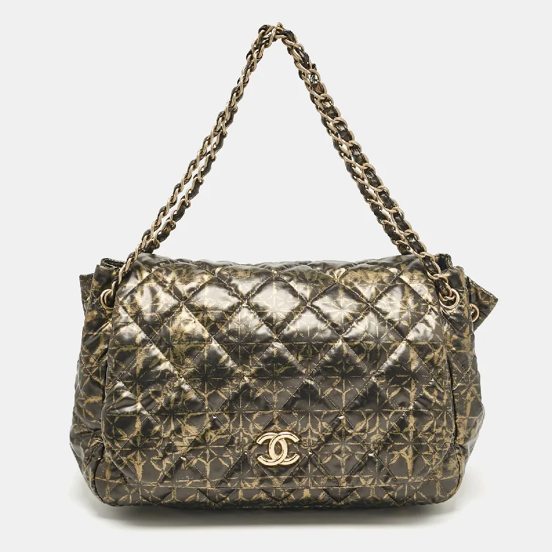 Shoulder bags with expandable sides for flexibility -Chanel Black/gold Quilted Printed Coated Nylon Accordion Flap Bag