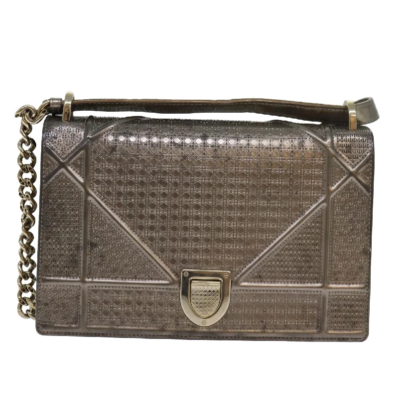 Quilted shoulder bags with elegant textured designs -Dior Diorama  Leather Shoulder Bag (Pre-Owned)