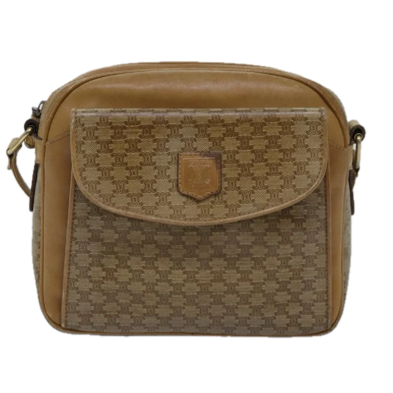 Shoulder bags with sleek zippers for closure -Céline Macadam  Canvas Shoulder Bag (Pre-Owned)