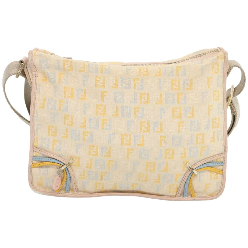 Shoulder bags with geometric patterns for modernity -Fendi  Canvas Shoulder Bag (Pre-Owned)