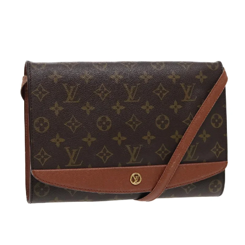 Shoulder bags with geometric patterns for modernity -Louis Vuitton   Canvas Shoulder Bag (Pre-Owned)