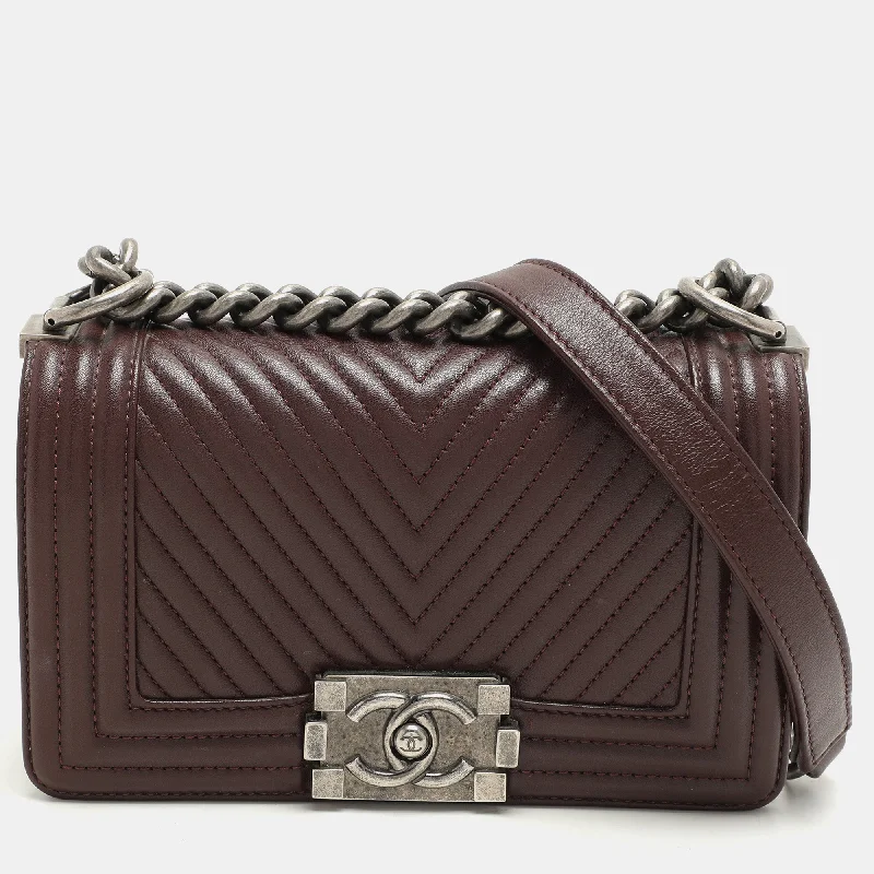 Shoulder bags with denim fabric for casual -Chanel Burgundy Chevron Leather Small Boy Flap Bag