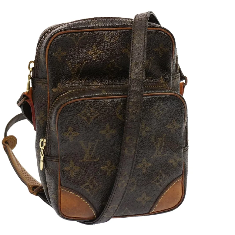 Shoulder bags with contrast stitching for detail -Louis Vuitton Amazon  Canvas Shoulder Bag (Pre-Owned)