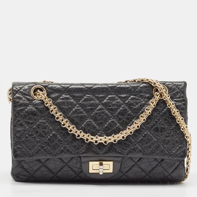 Shoulder bags with vintage vibes for nostalgia -Chanel Black Quilted Aged Leather Classic 225 Reissue 2.55 Flap Bag