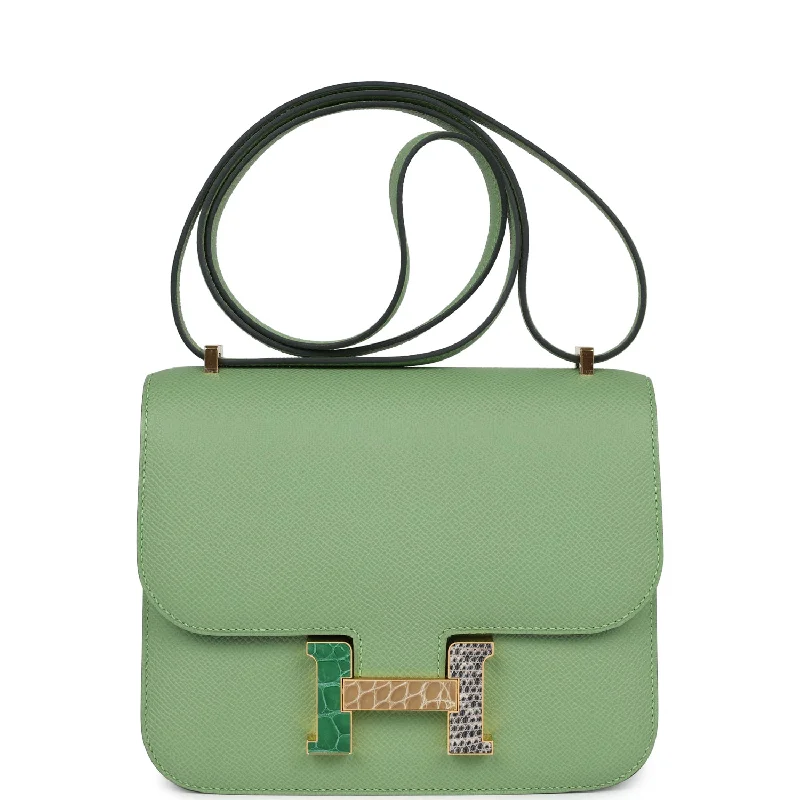 Leather handle bags for elegant daily carry -Hermes Constance 18 Vert Criquet Epsom Marquette Hardware