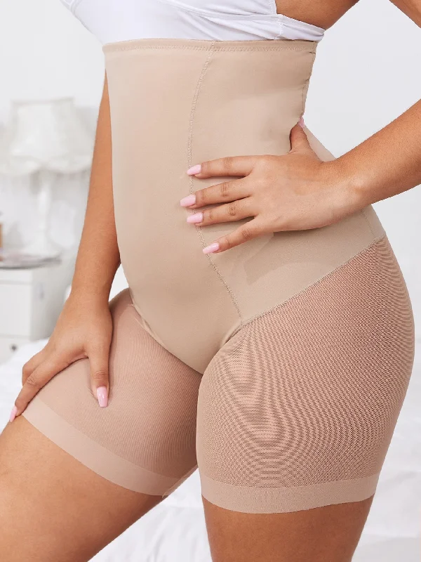 Handle bags with vintage vibes for nostalgia -Plus Contrast Mesh Shapewear Bottom