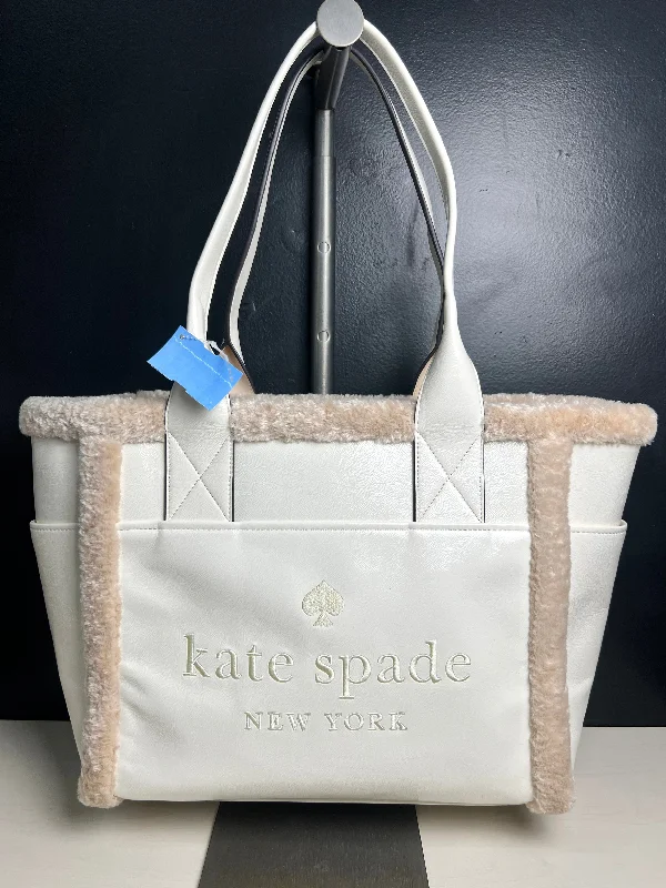 Handle bags with padded interiors for laptops -Tote Designer By Kate Spade, Size: Large