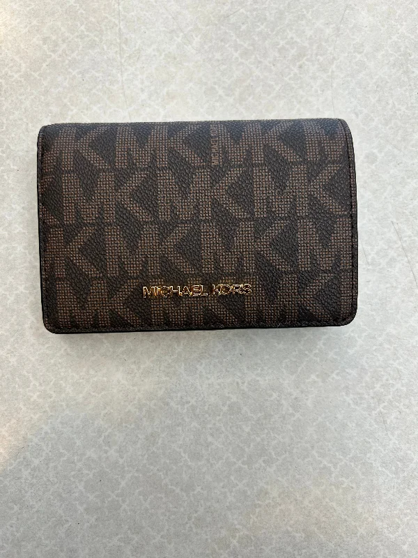 Handle bags with playful patterns for fun -Wallet Designer By Michael Kors, Size: Small